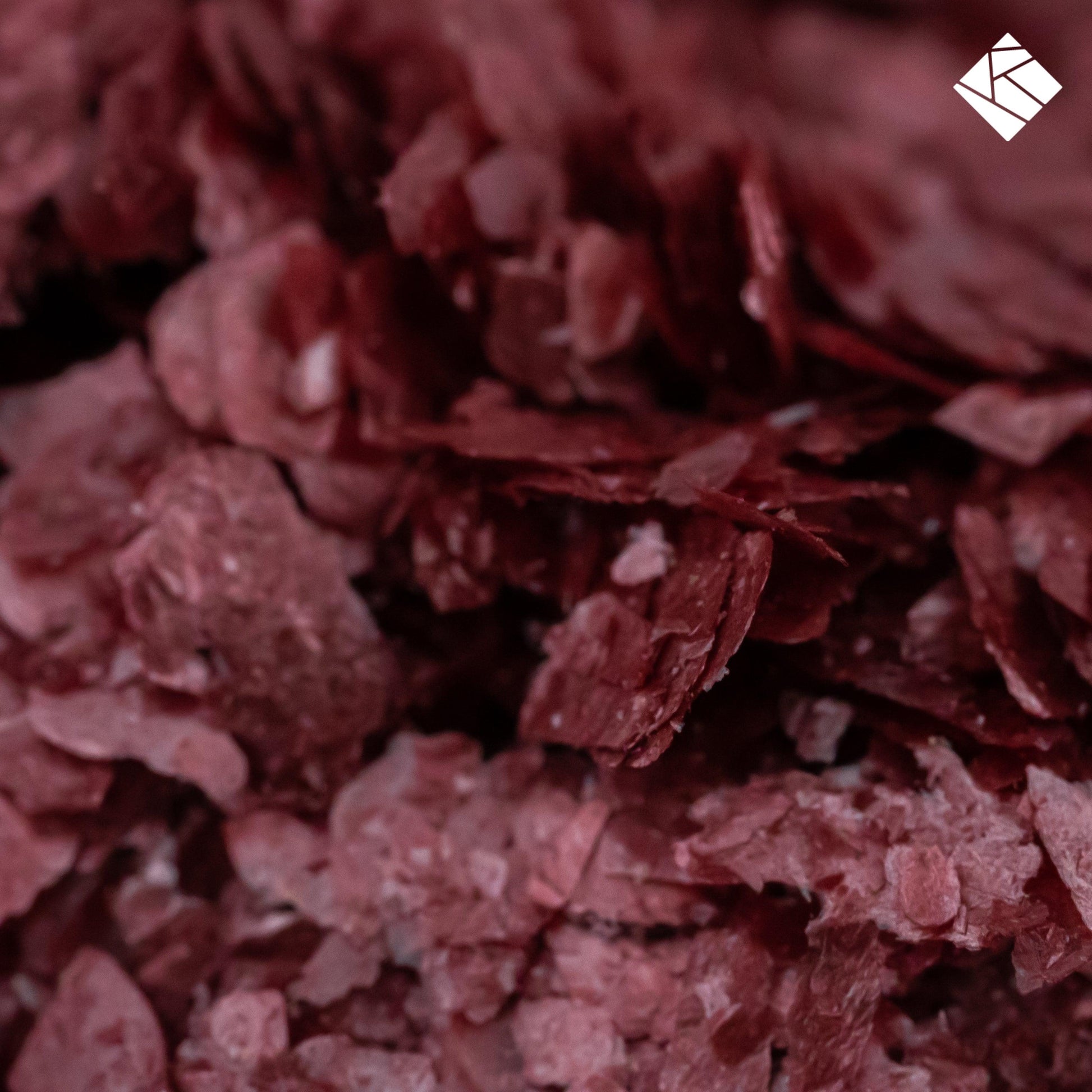 Fenkraft Mica Flakes Maroon - 40 Grams - fenkraft art resin